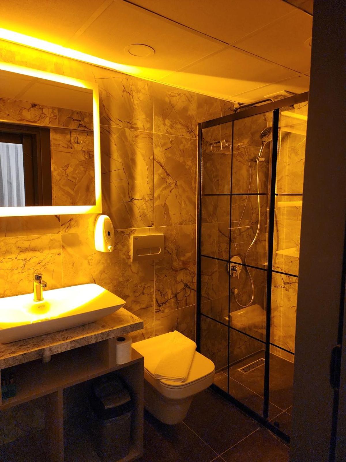 Talles City Hotel إزمير المظهر الخارجي الصورة